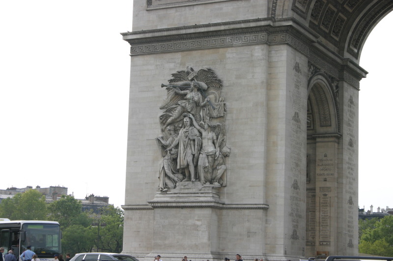 2005/09(September)/Paris/800x600_2005-09-13-Paris-18-Arc-De-Triomphe .JPG